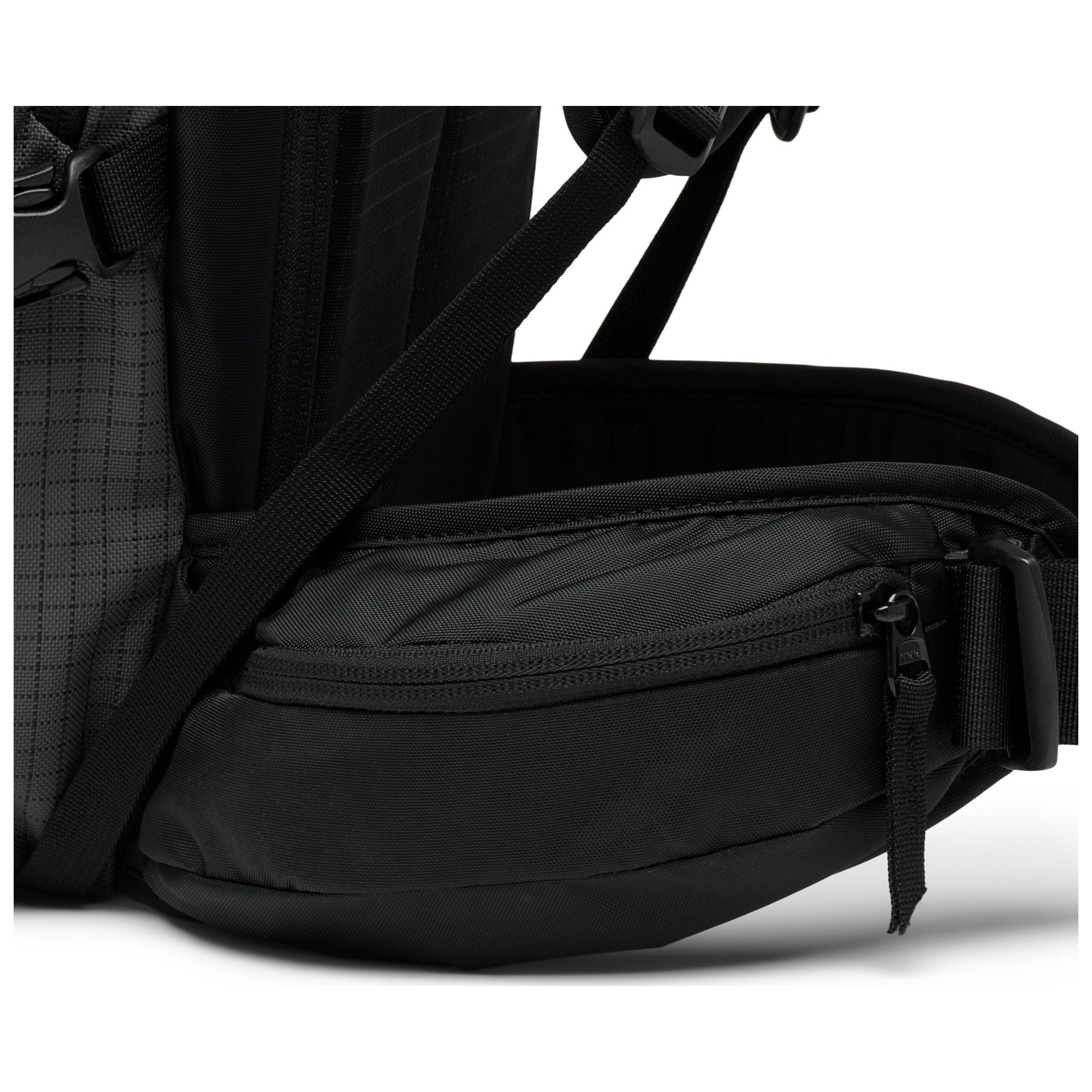 HELIO 30 BACKPACK
