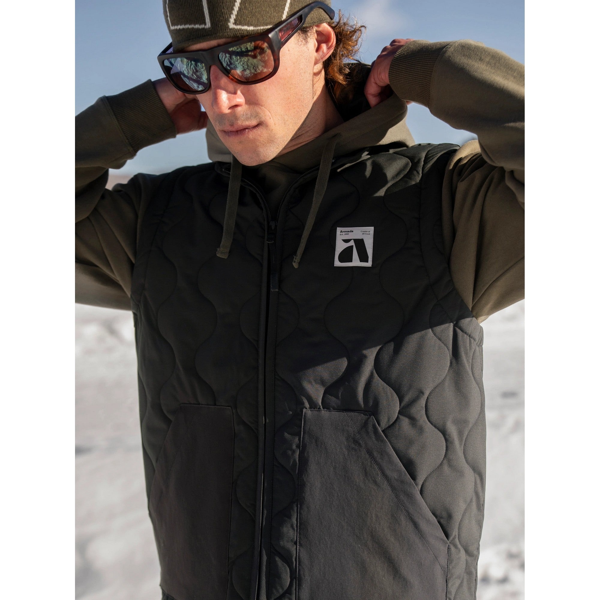 Yowler Vest