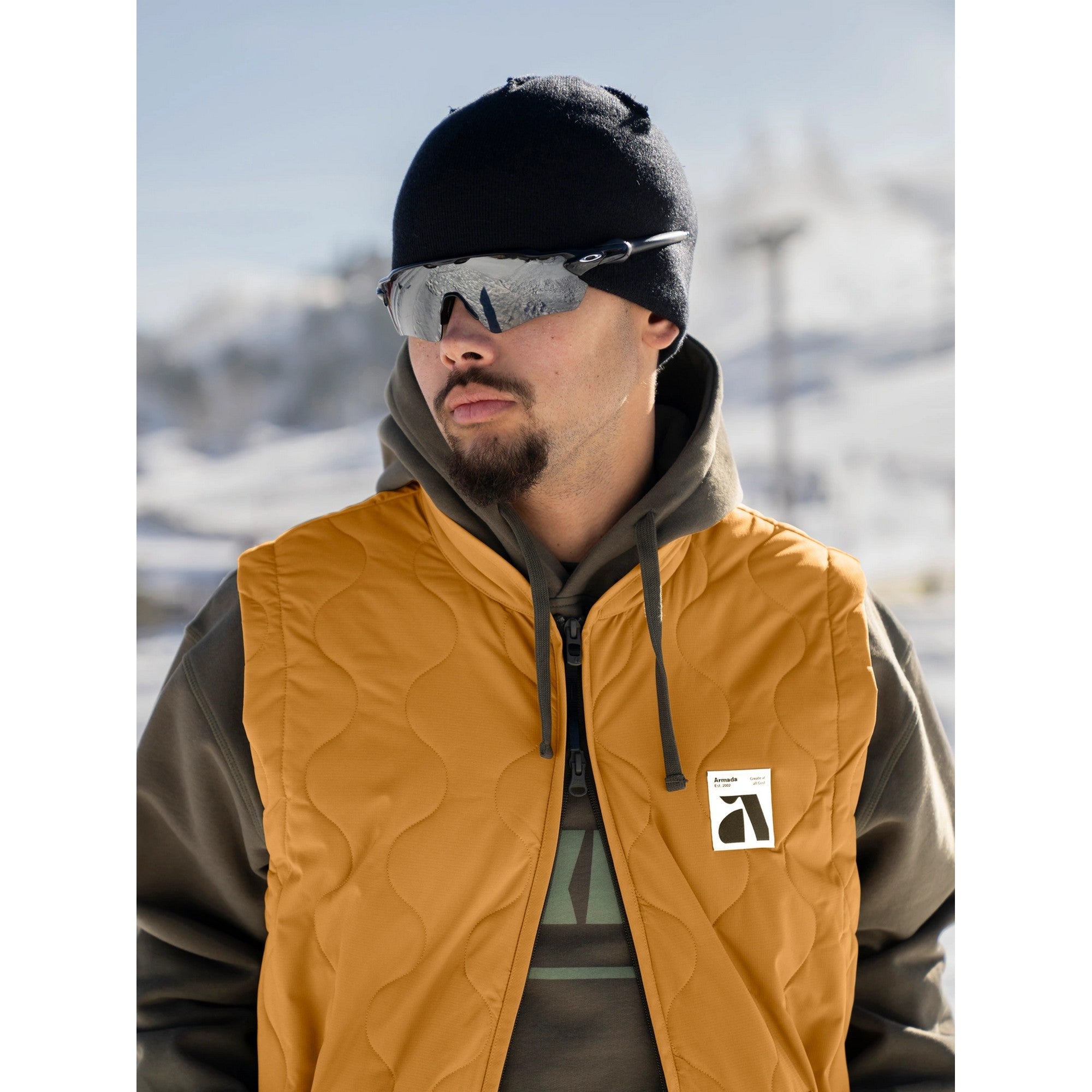 Yowler Vest