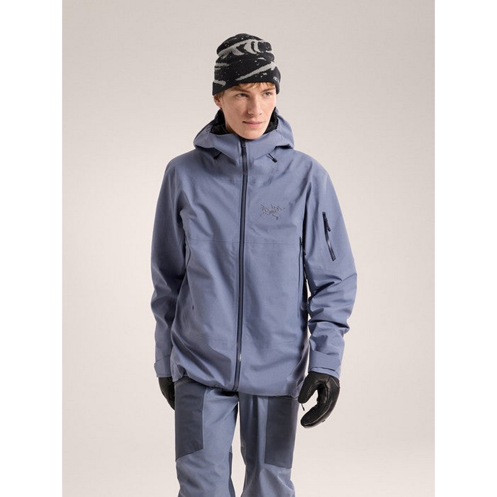 Sabre_Jacket_M_Stratus_3_88112962-0a0d-4172-afc5-0032e9eefb11.jpg