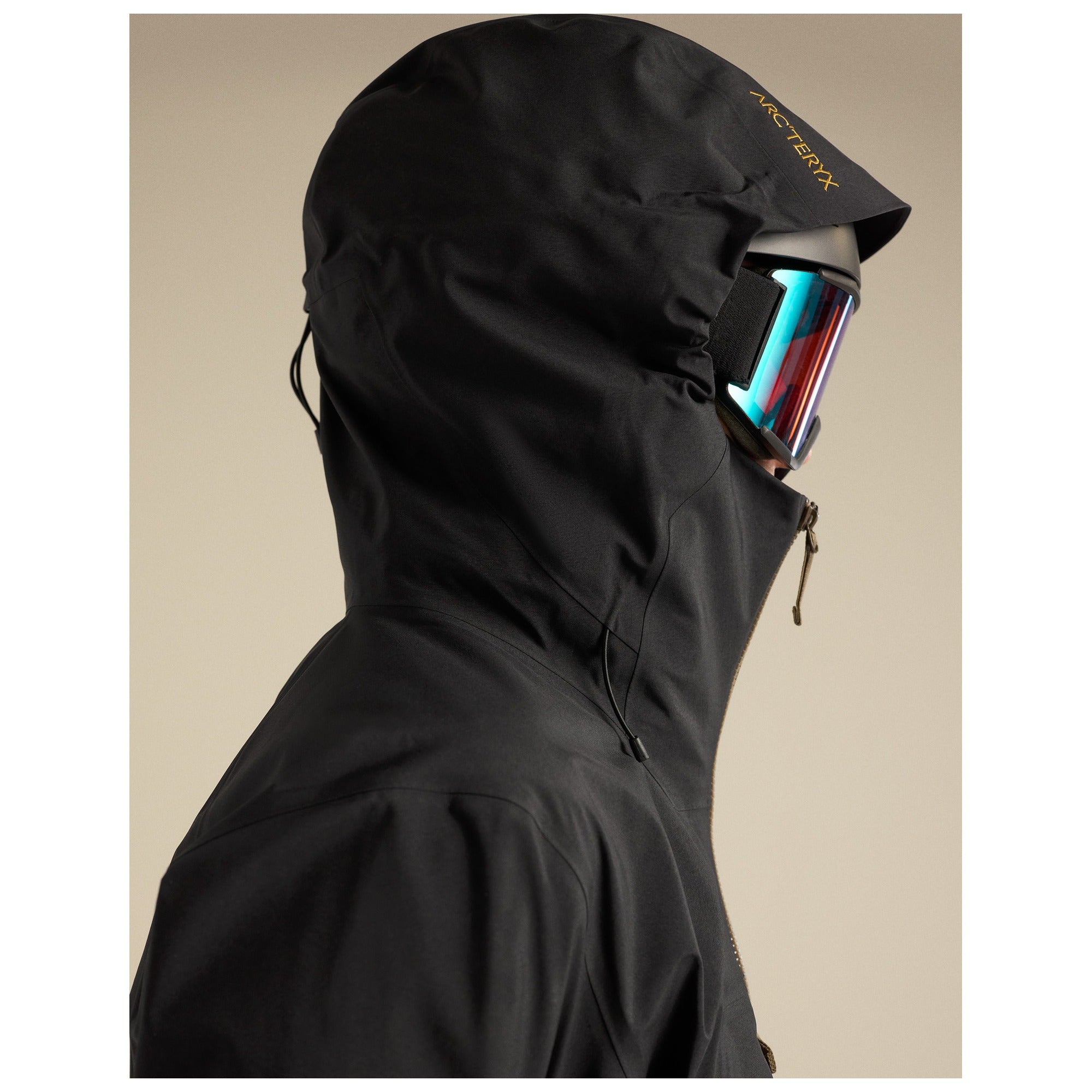 Rush Jacket M
