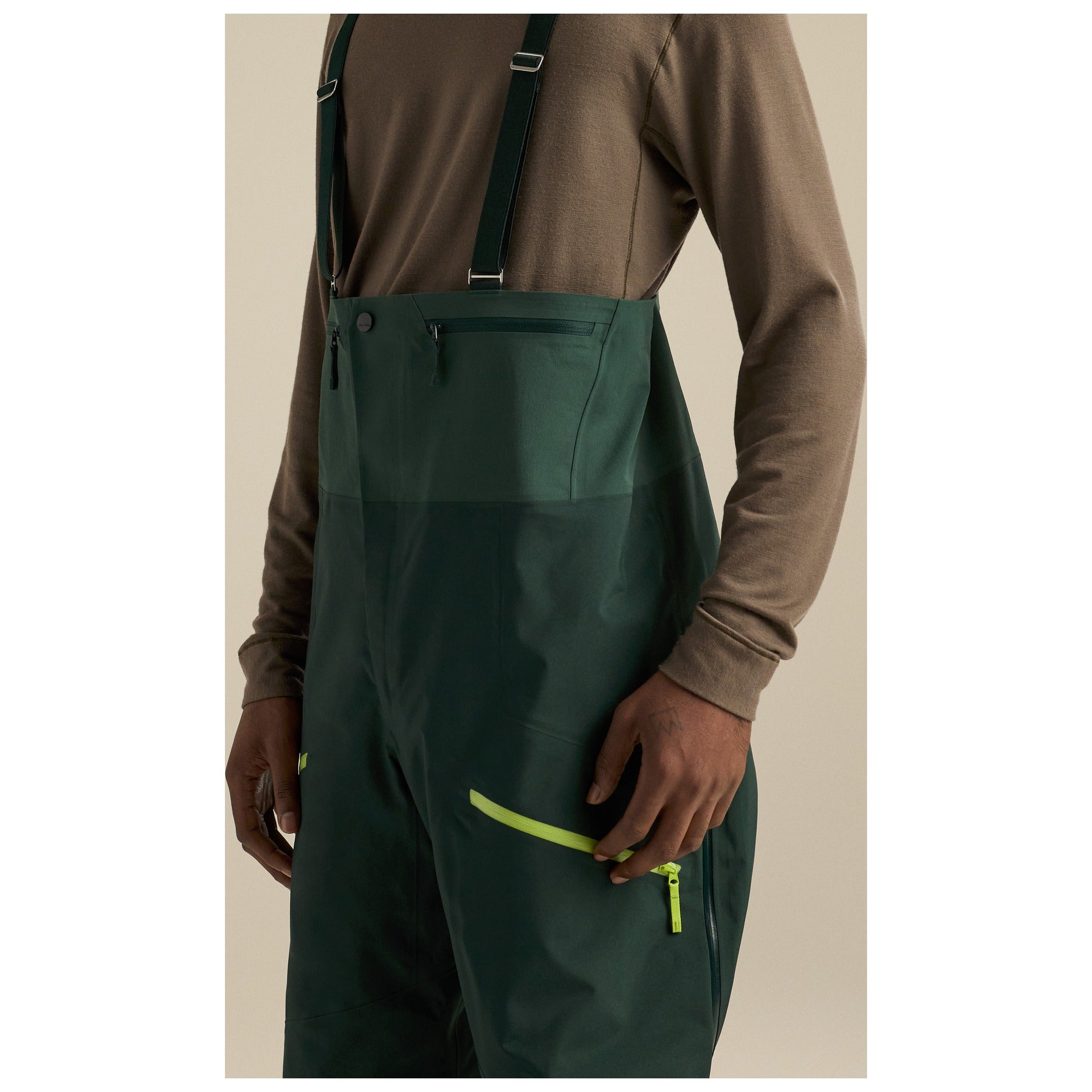 RUSH BIB M
