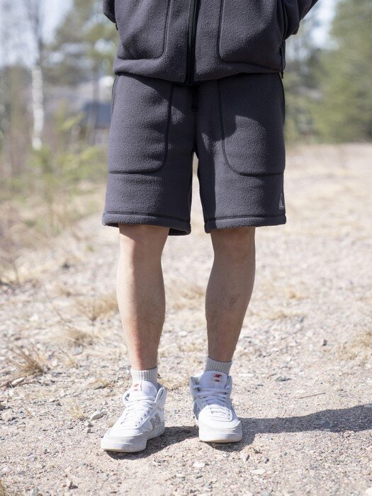 Armada Arlie Fleece Short Anthracite